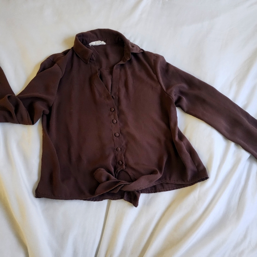 Brown T-shirt